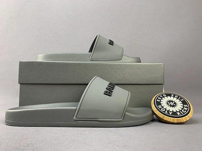 Balenciaga Chalas