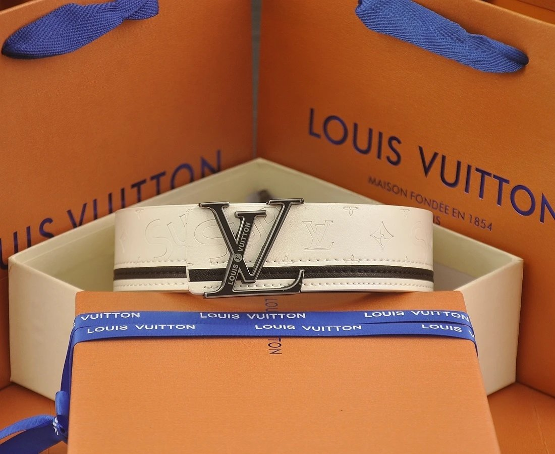 Cinturón Louis Vuitton